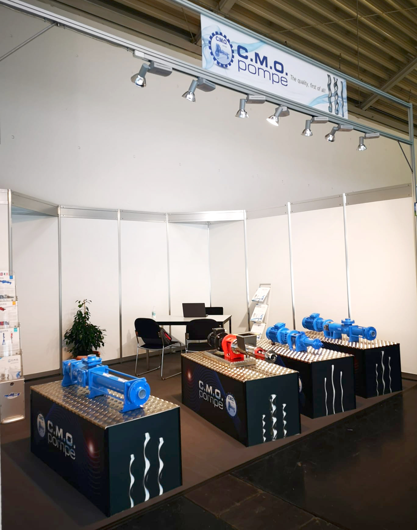 CMO stand fiera
